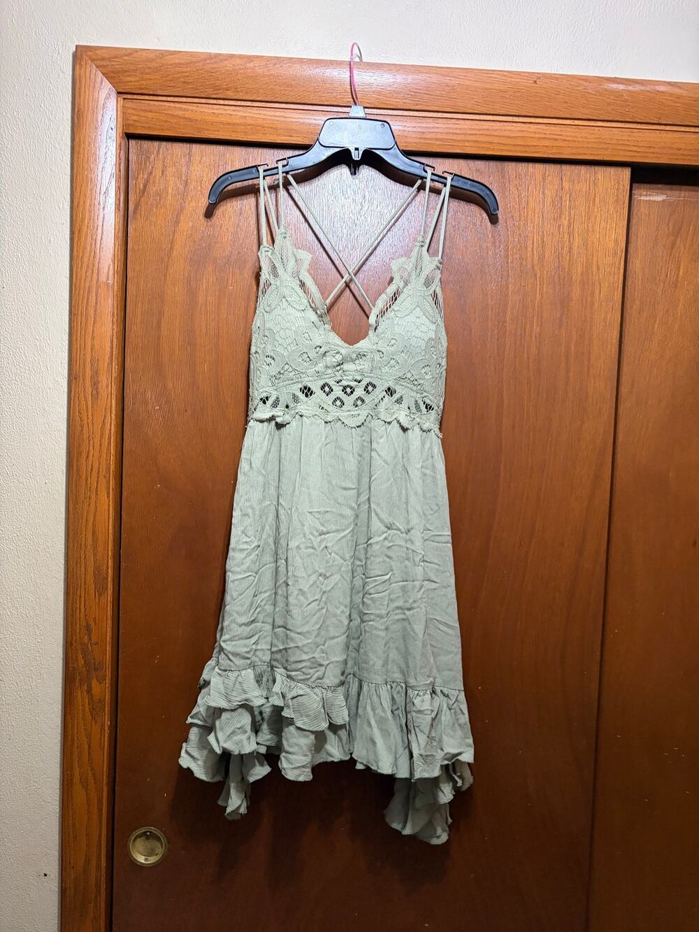 La Miel Sage Green Lace Dress Large Boho Cottagecore Strappy Ruffle Hem
